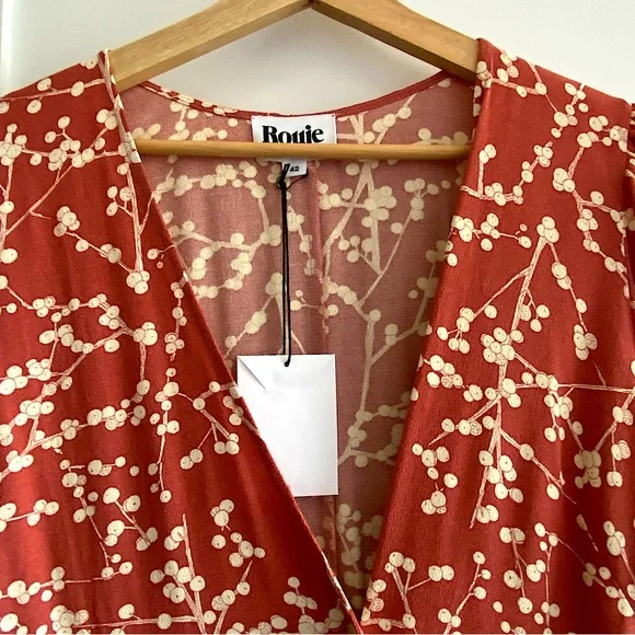 Rouje Margot Robbie Gabin dress 🌸 Sakura print rare nwt Barbiecore floral wrap - Picture 4 of 8